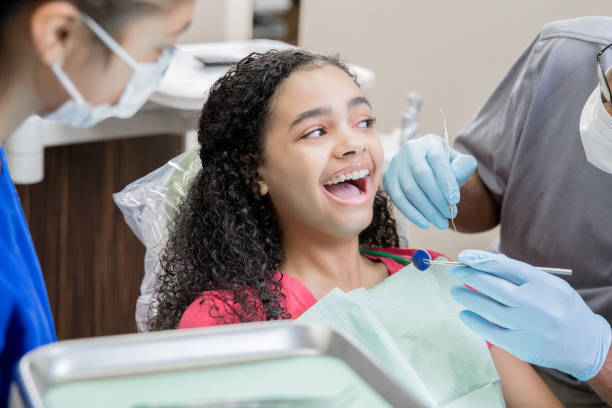 Best Weekend Emergency Dental Services in Austintown, OH